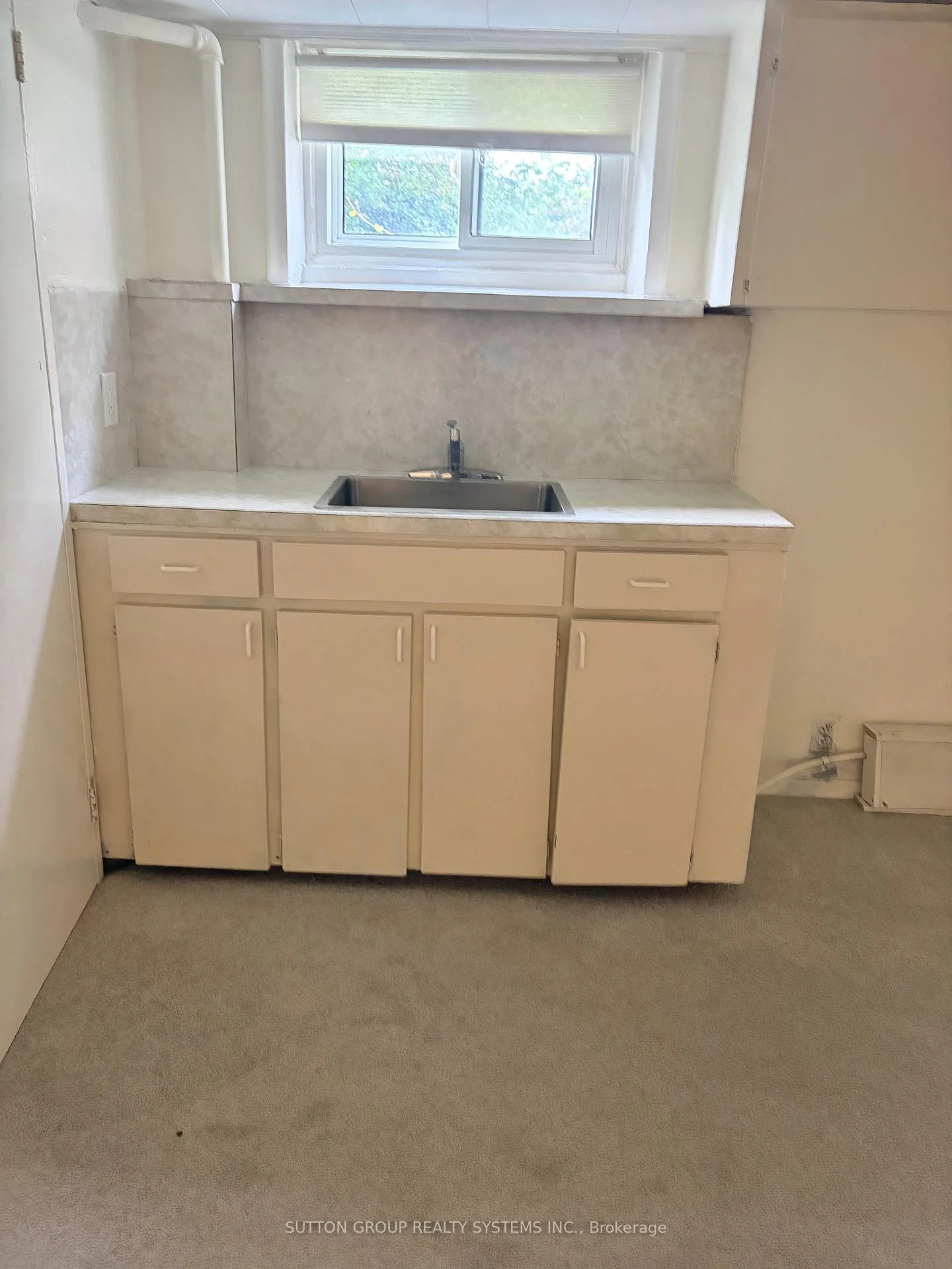 Photo 46 of 26 Compton Crescent, North York, Downsview-Roding-CFB — HOMEH
