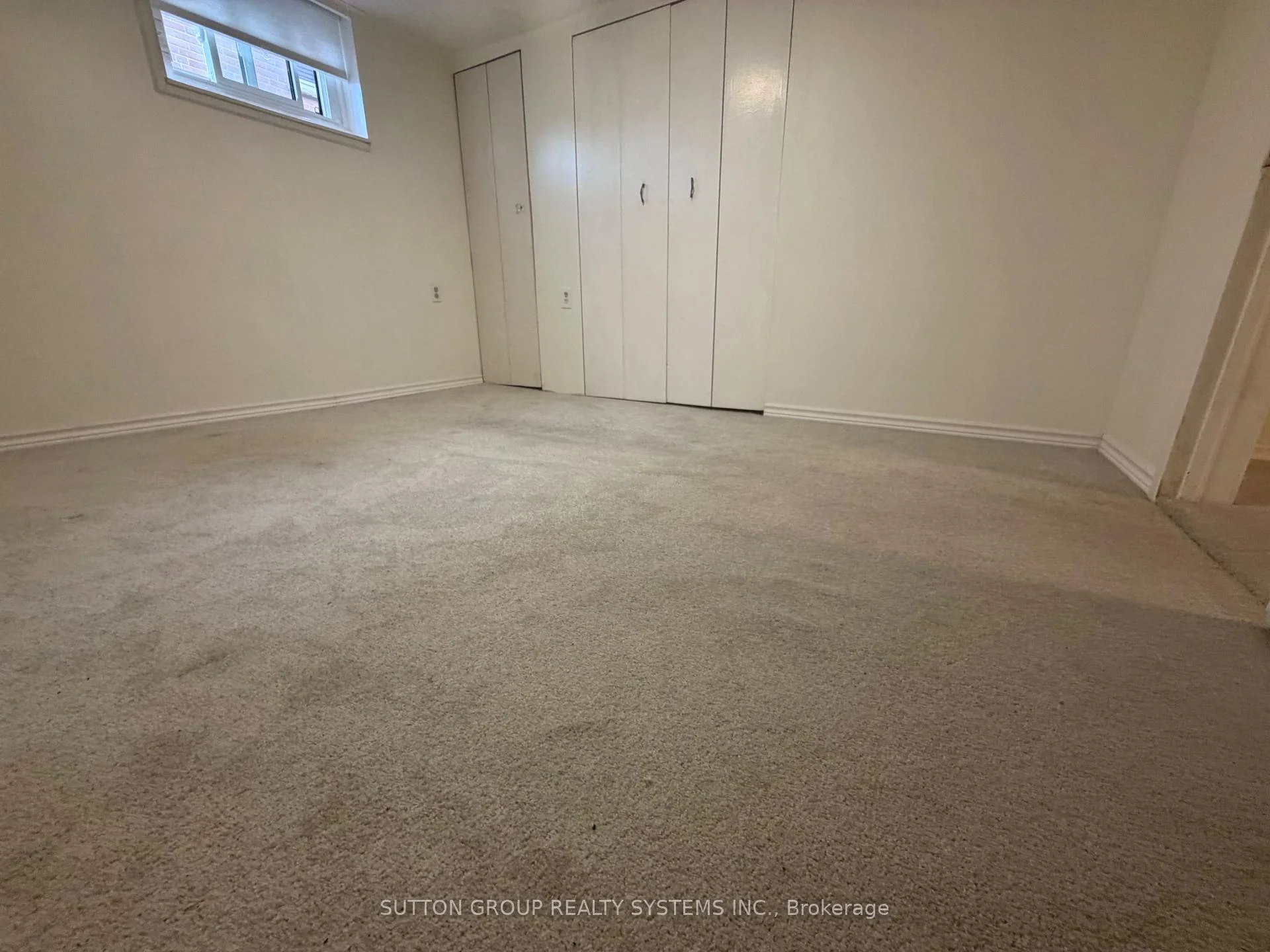Photo 87 of 26 Compton Crescent, North York, Downsview-Roding-CFB — HOMEH
