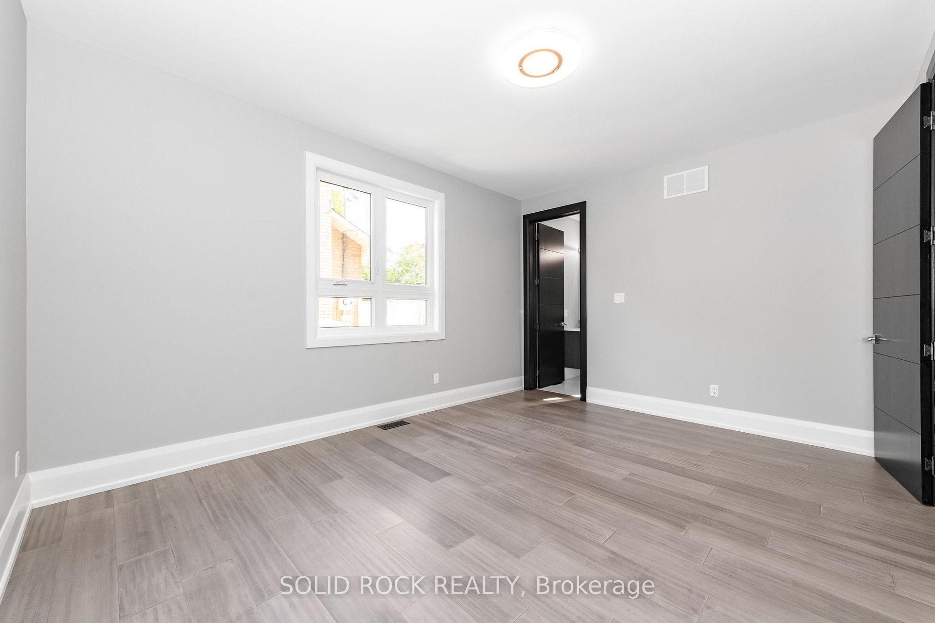 Photo 11 of 224 Roger Road, Ottawa, Alta Vista/Faircrest Heights — HOMEH