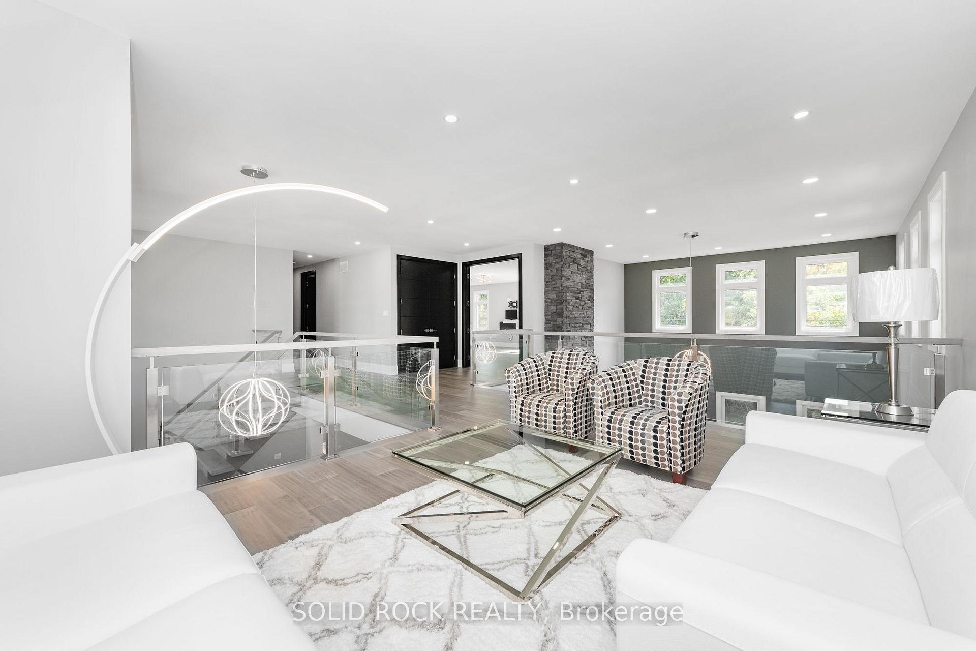 Photo 12 of 224 Roger Road, Ottawa, Alta Vista/Faircrest Heights — HOMEH