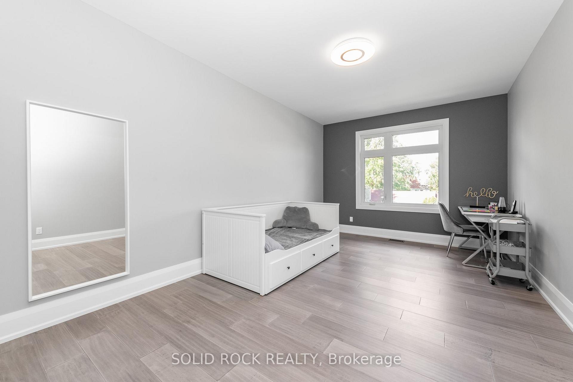Photo 18 of 224 Roger Road, Ottawa, Alta Vista/Faircrest Heights — HOMEH