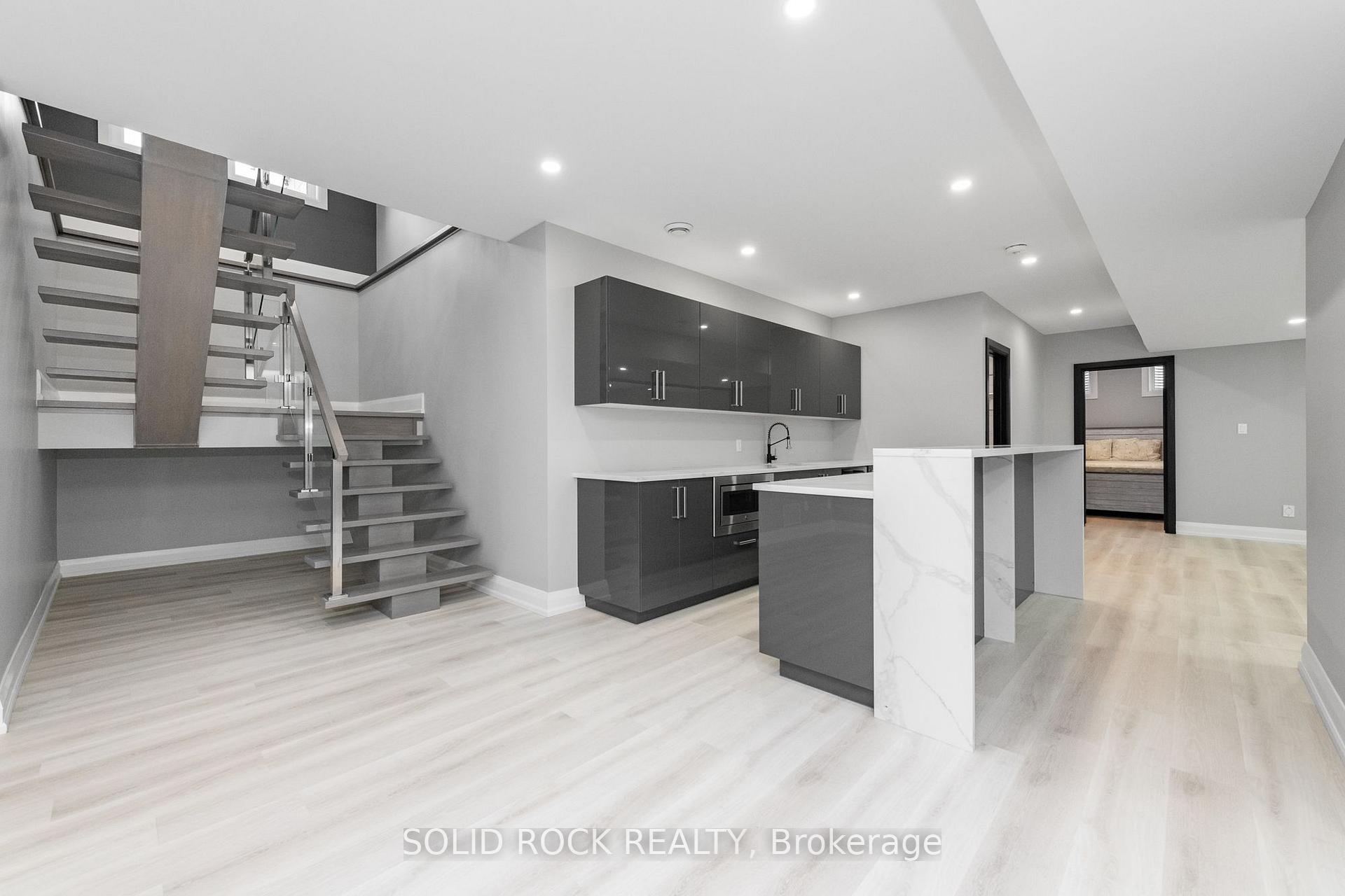 Photo 24 of 224 Roger Road, Ottawa, Alta Vista/Faircrest Heights — HOMEH