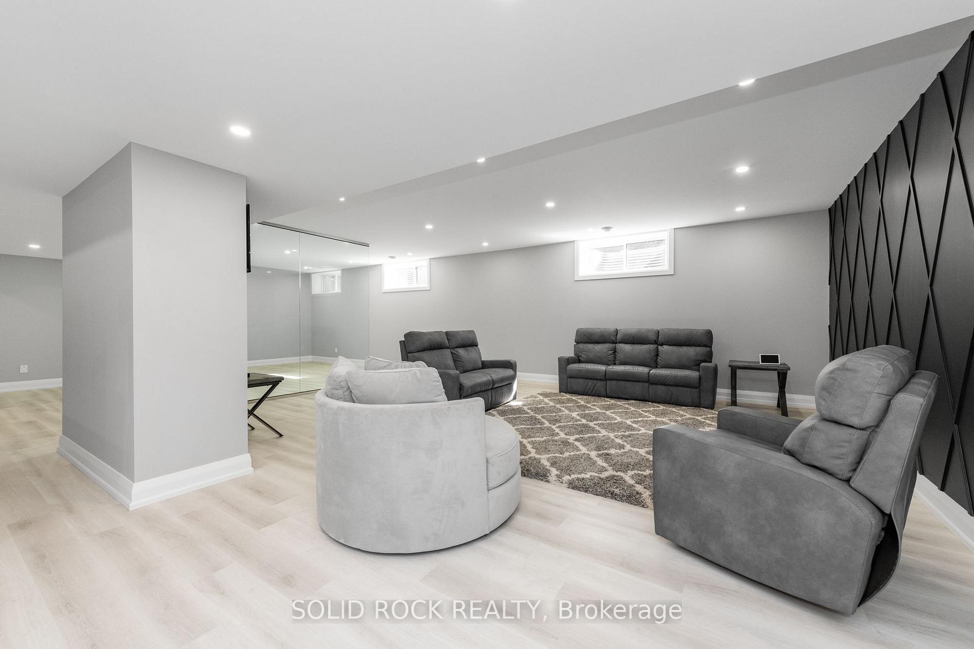 Photo 25 of 224 Roger Road, Ottawa, Alta Vista/Faircrest Heights — HOMEH