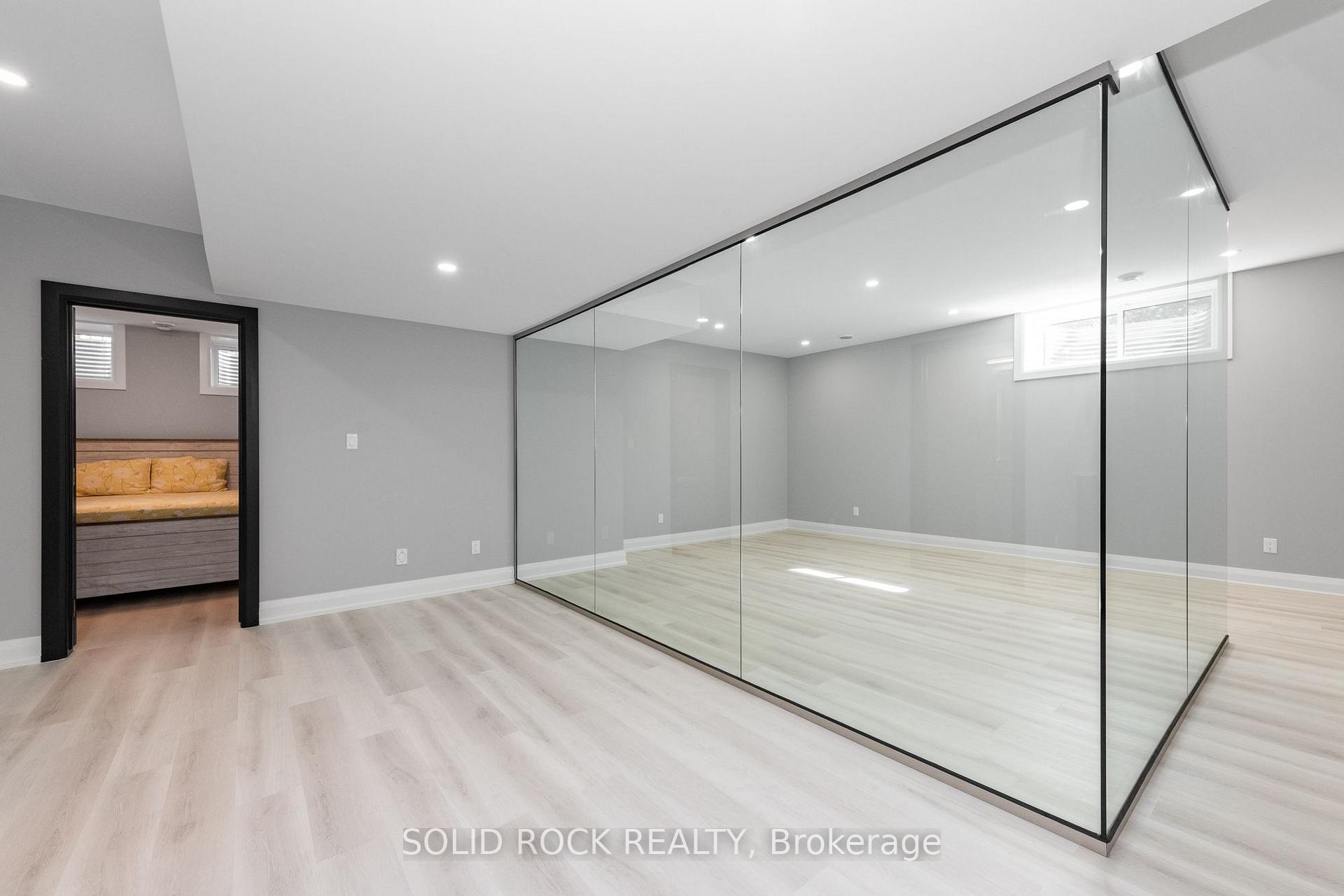 Photo 26 of 224 Roger Road, Ottawa, Alta Vista/Faircrest Heights — HOMEH