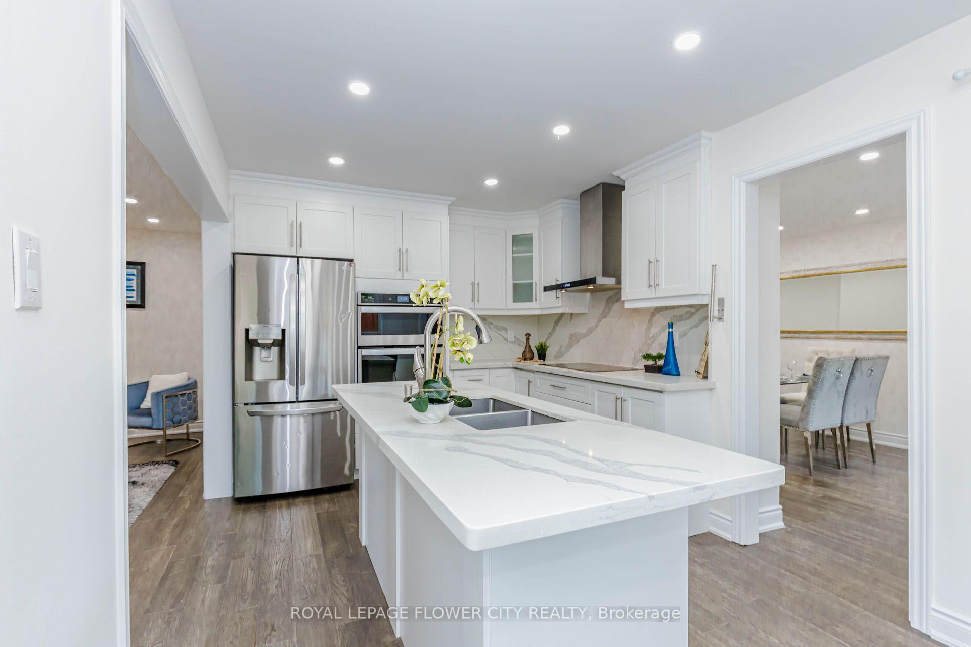 Photo 13 of 1530 Somergrove Crescent, Pickering, Brock Ridge — HOMEH