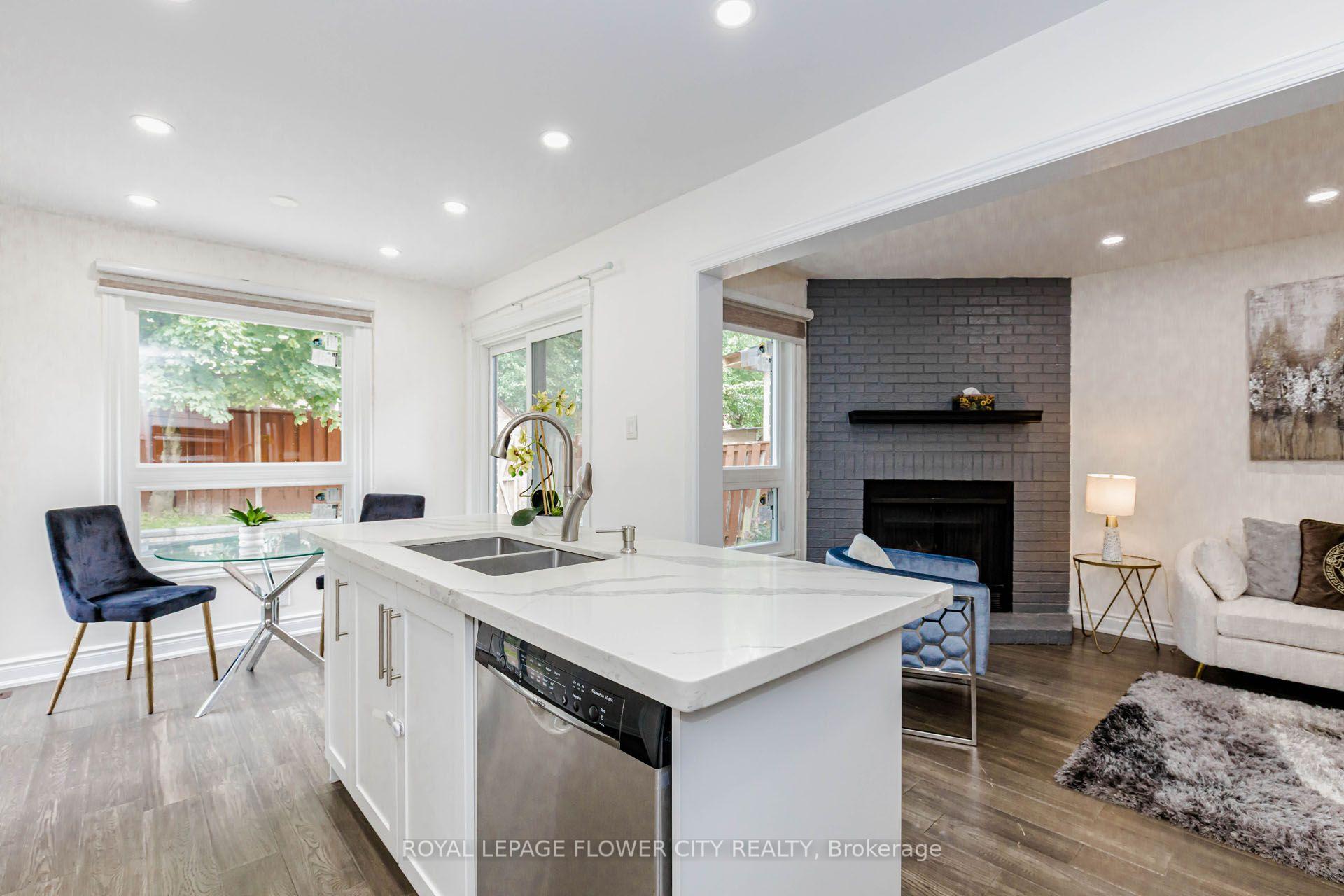 Photo 15 of 1530 Somergrove Crescent, Pickering, Brock Ridge — HOMEH