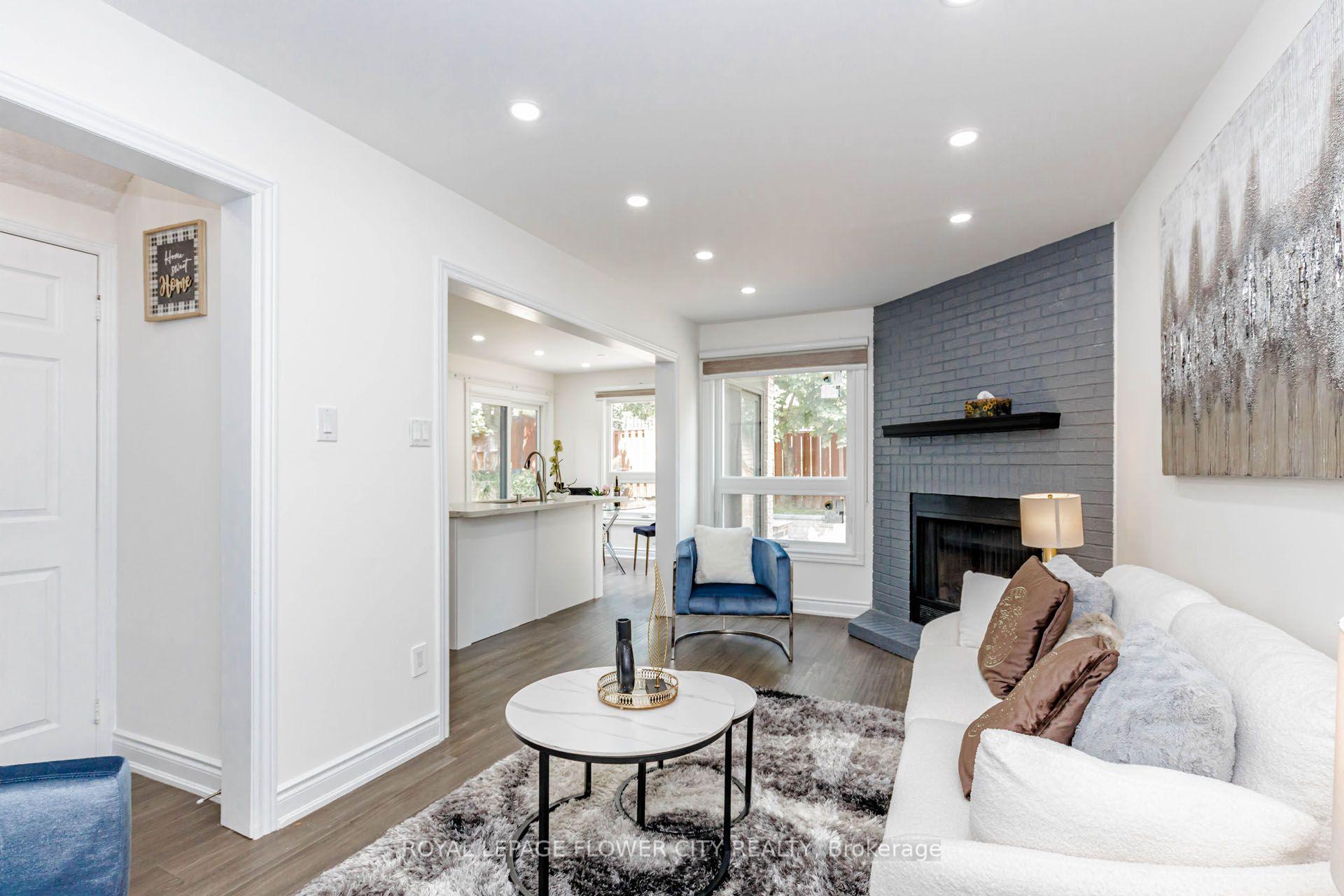 Photo 18 of 1530 Somergrove Crescent, Pickering, Brock Ridge — HOMEH