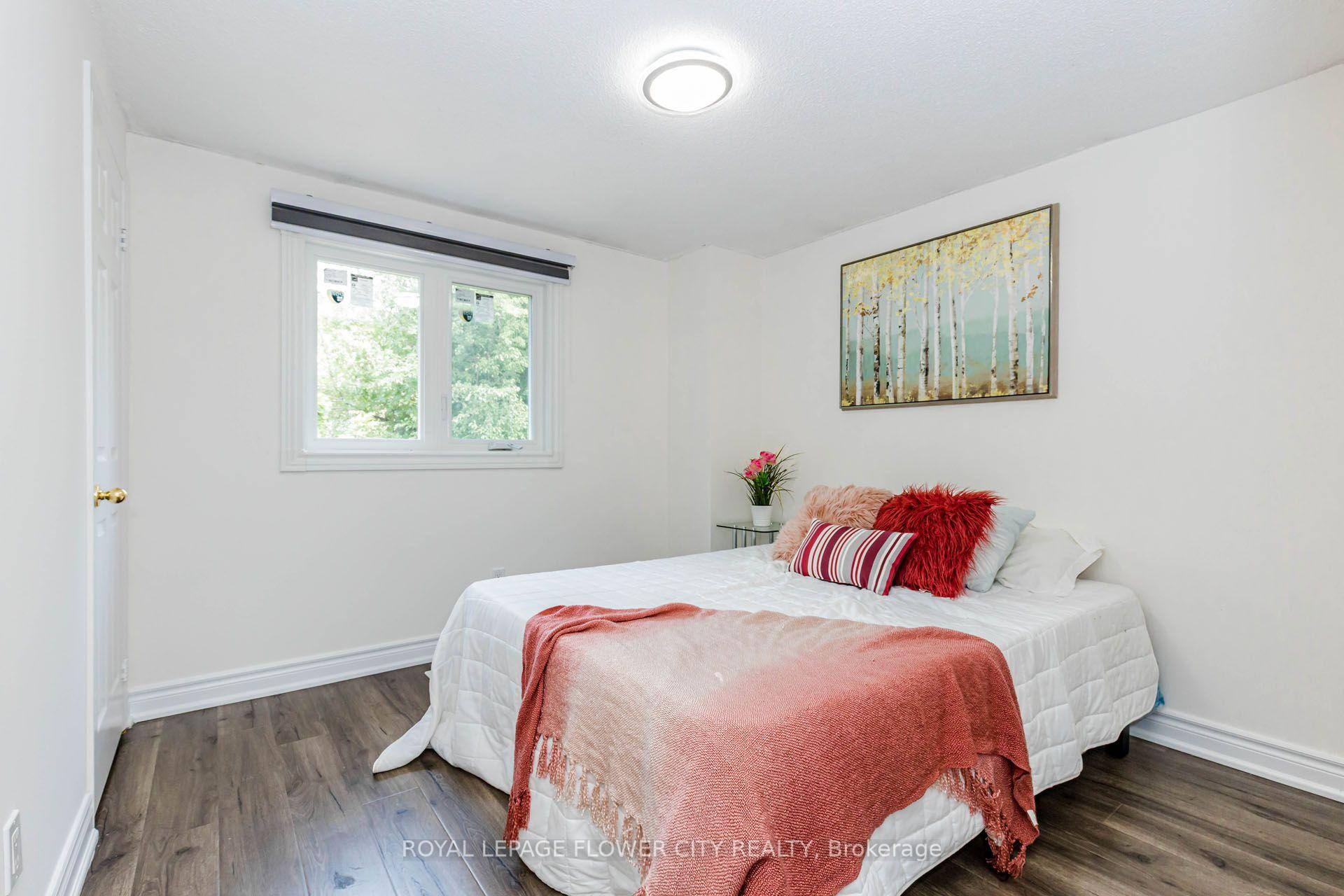Photo 26 of 1530 Somergrove Crescent, Pickering, Brock Ridge — HOMEH