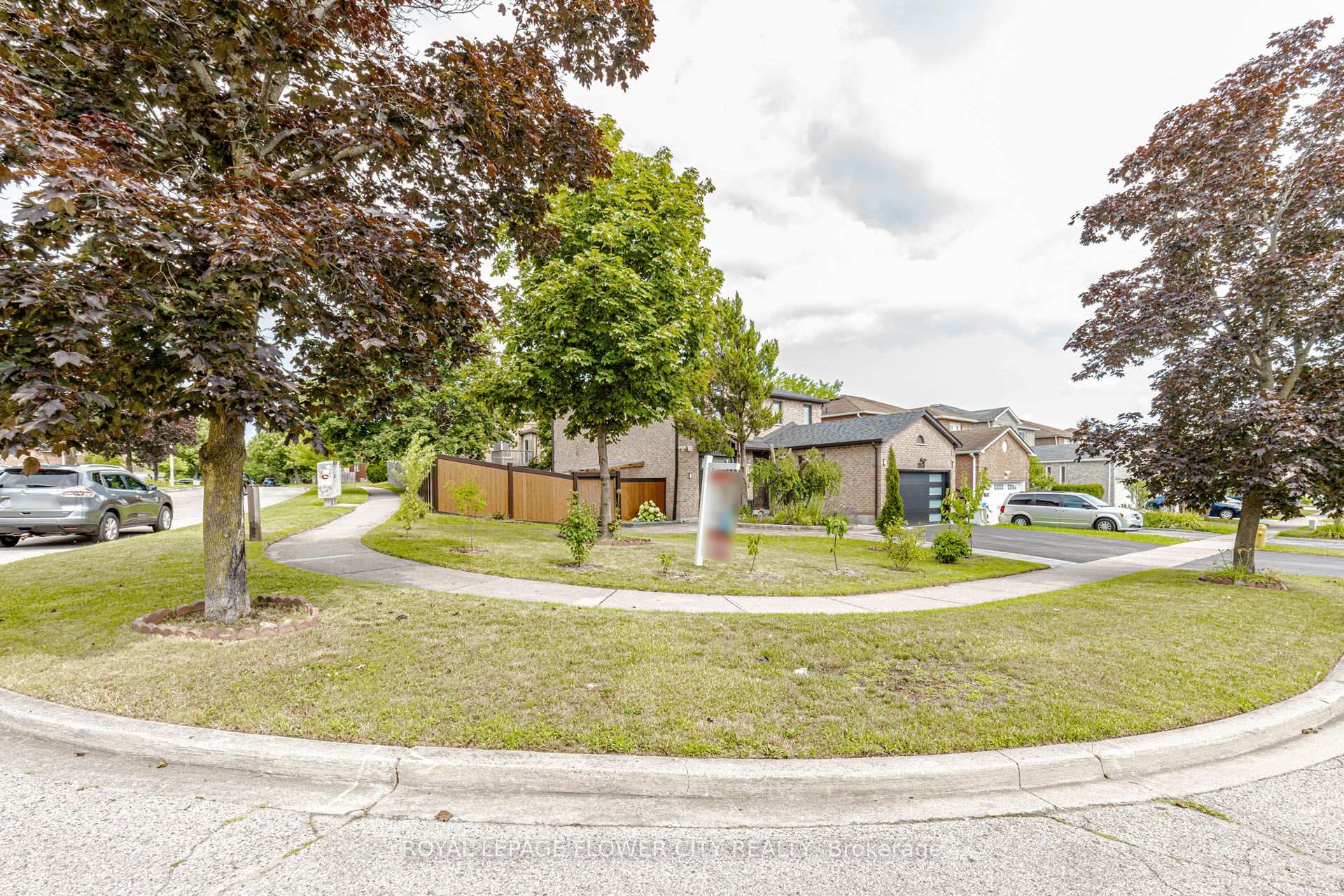 Photo 45 of 1530 Somergrove Crescent, Pickering, Brock Ridge — HOMEH