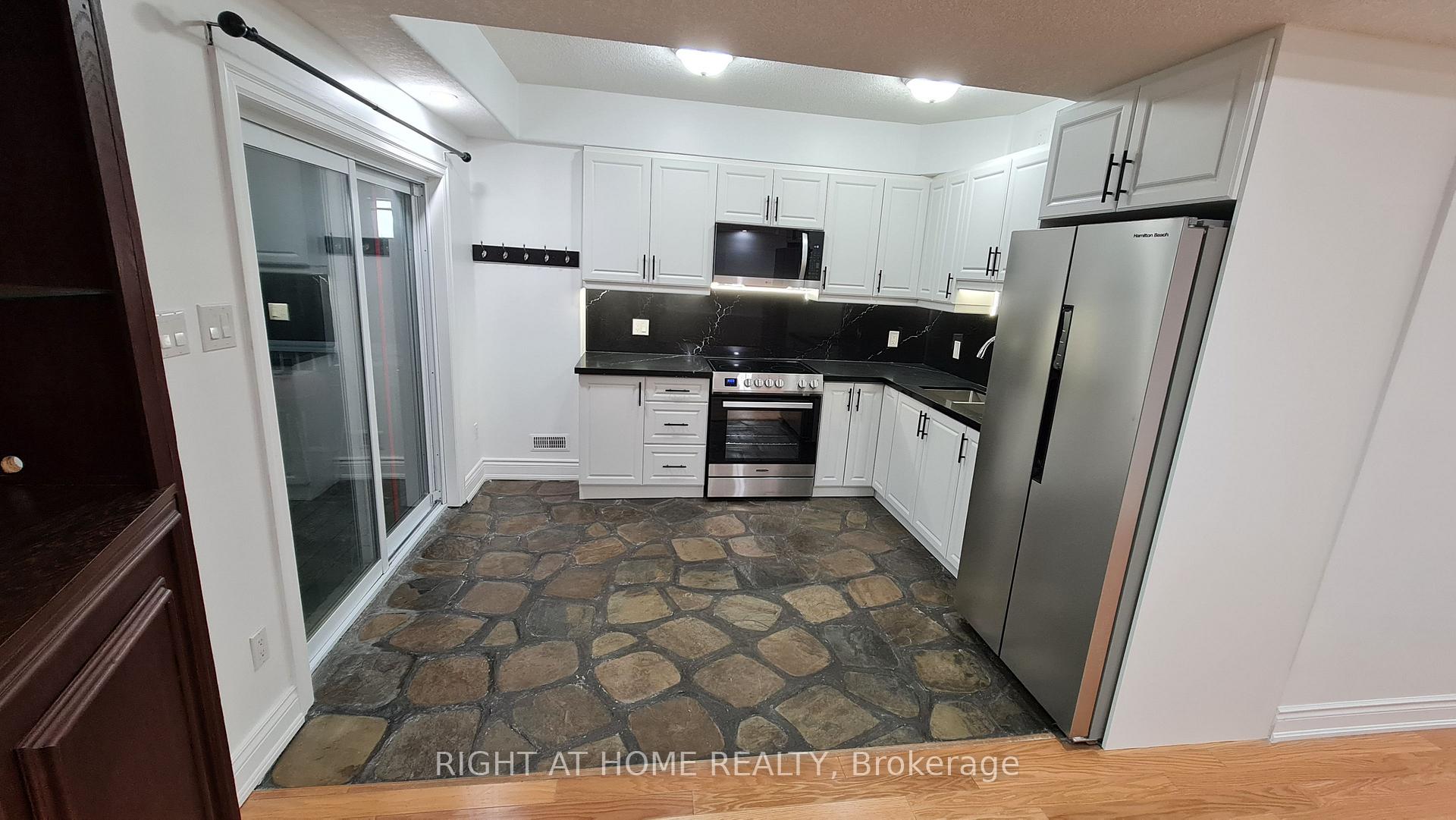 Photo 7 of Unit 2, 172 Lena Crescent, Cambridge, Greenway-Chaplin — HOMEH