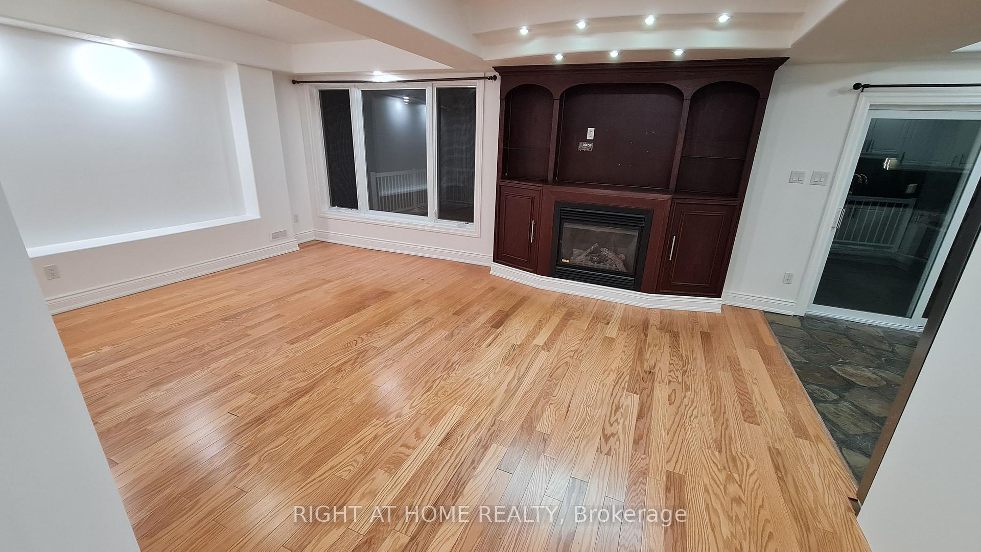 Photo 9 of Unit 2, 172 Lena Crescent, Cambridge, Greenway-Chaplin — HOMEH