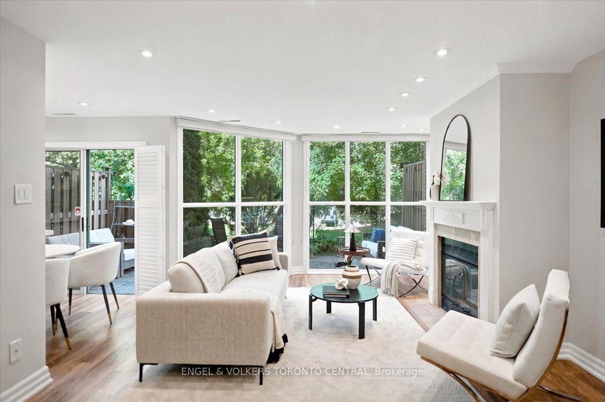 Photo 18 of Unit TH18, 100 Arbors Lane, Vaughan, West Woodbridge — HOMEH