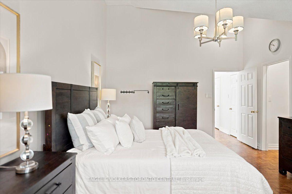 Photo 26 of Unit TH18, 100 Arbors Lane, Vaughan, West Woodbridge — HOMEH
