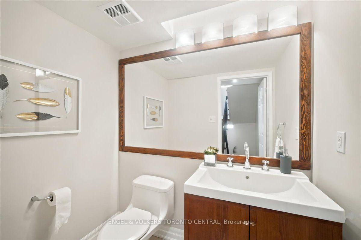 Photo 29 of Unit TH18, 100 Arbors Lane, Vaughan, West Woodbridge — HOMEH
