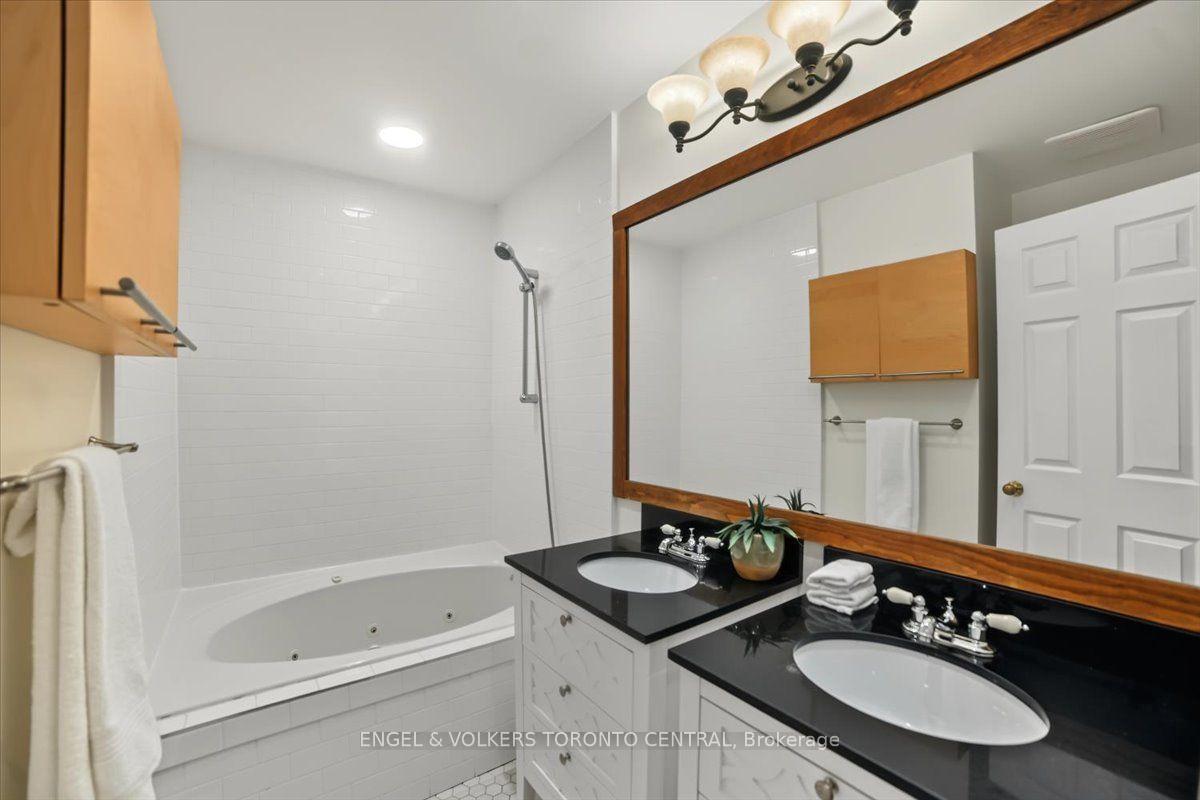Photo 50 of Unit TH18, 100 Arbors Lane, Vaughan, West Woodbridge — HOMEH