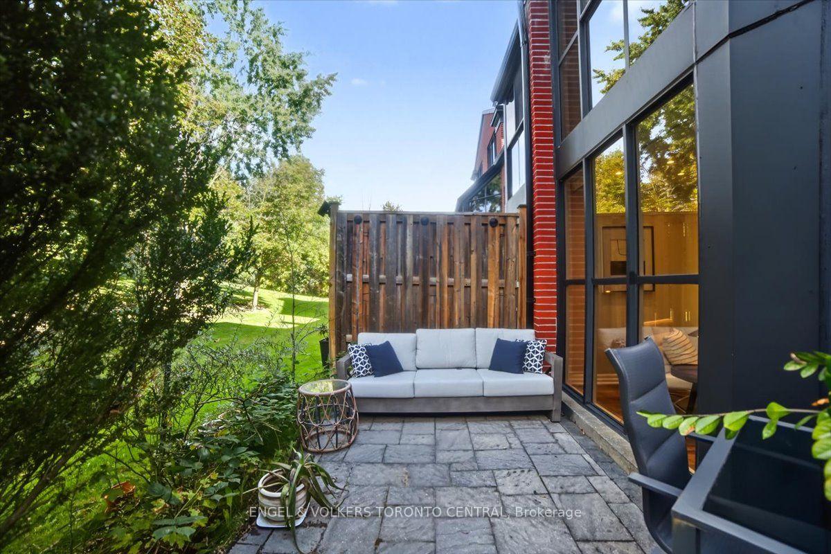 Photo 54 of Unit TH18, 100 Arbors Lane, Vaughan, West Woodbridge — HOMEH