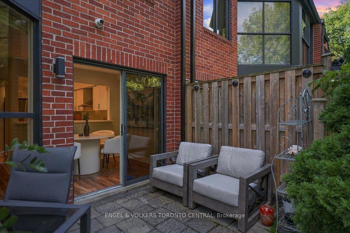 Photo 56 of Unit TH18, 100 Arbors Lane, Vaughan, West Woodbridge — HOMEH