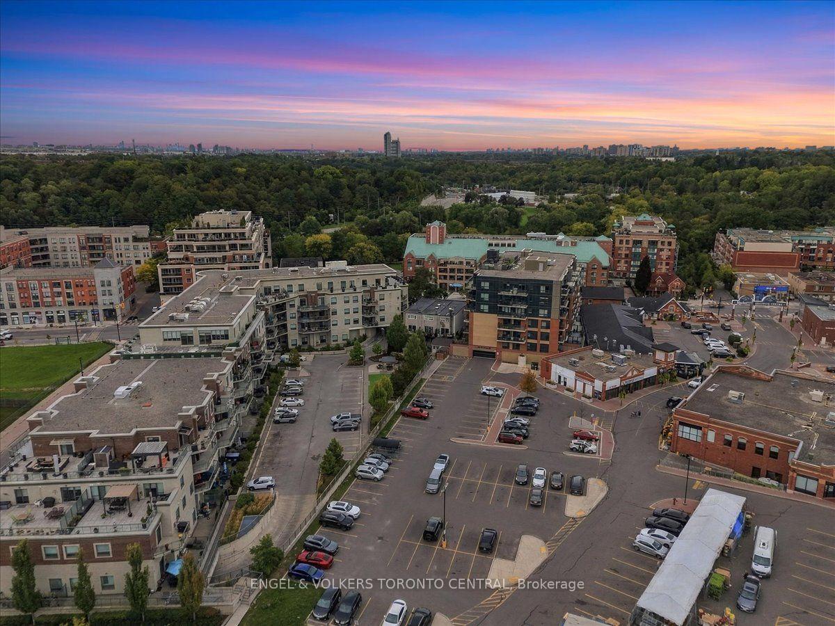 Photo 58 of Unit TH18, 100 Arbors Lane, Vaughan, West Woodbridge — HOMEH