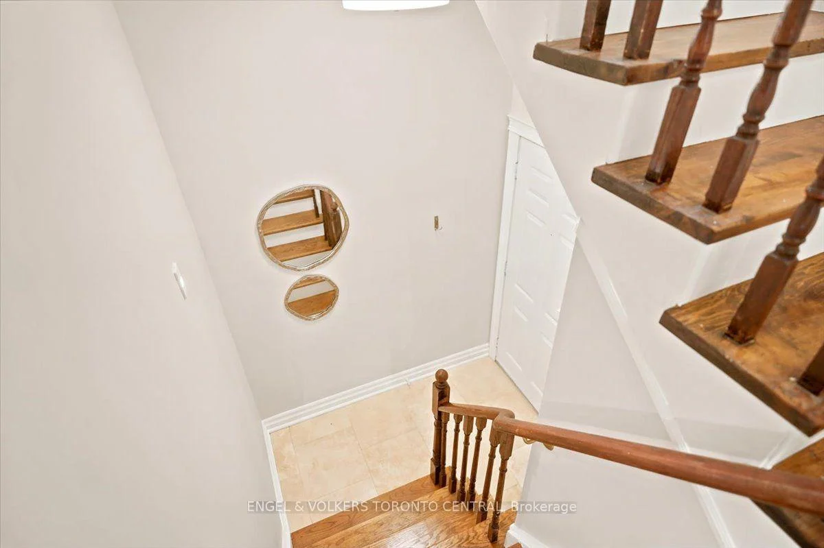 Photo 31 of Unit TH18, 100 Arbors Lane, Vaughan, West Woodbridge — HOMEH