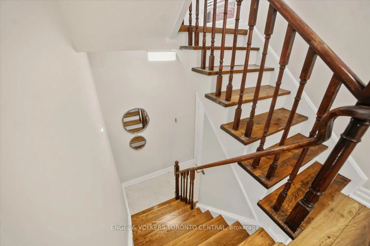 Photo 39 of Unit TH18, 100 Arbors Lane, Vaughan, West Woodbridge — HOMEH