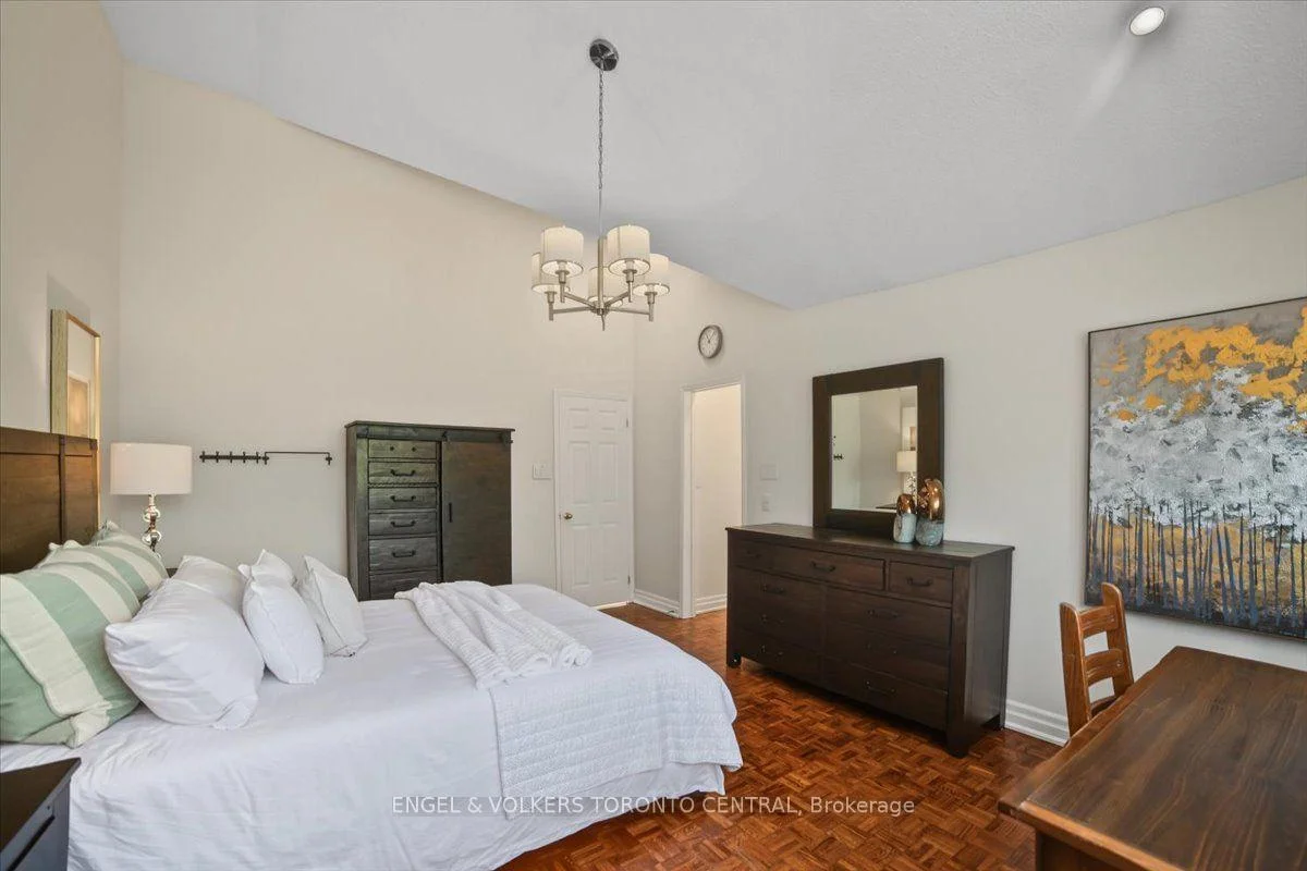 Photo 47 of Unit TH18, 100 Arbors Lane, Vaughan, West Woodbridge — HOMEH