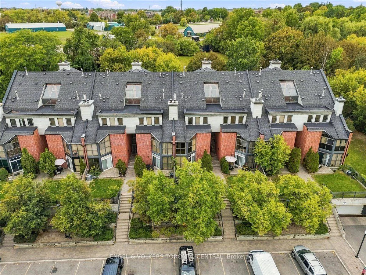Photo 66 of Unit TH18, 100 Arbors Lane, Vaughan, West Woodbridge — HOMEH