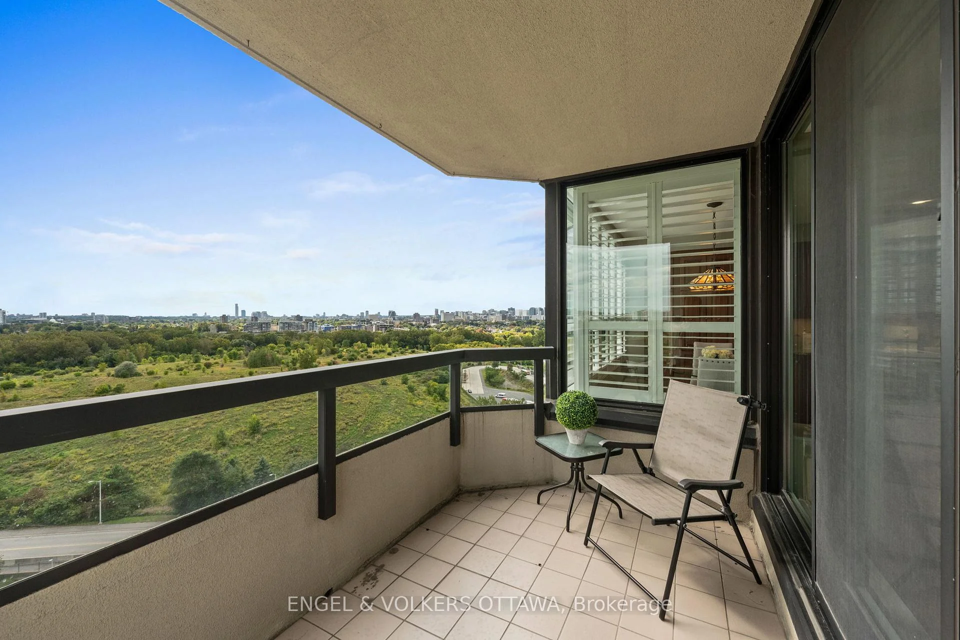 Photo 26 of Unit 1905, 1500 Riverside Drive, Ottawa, Riverview Park — HOMEH