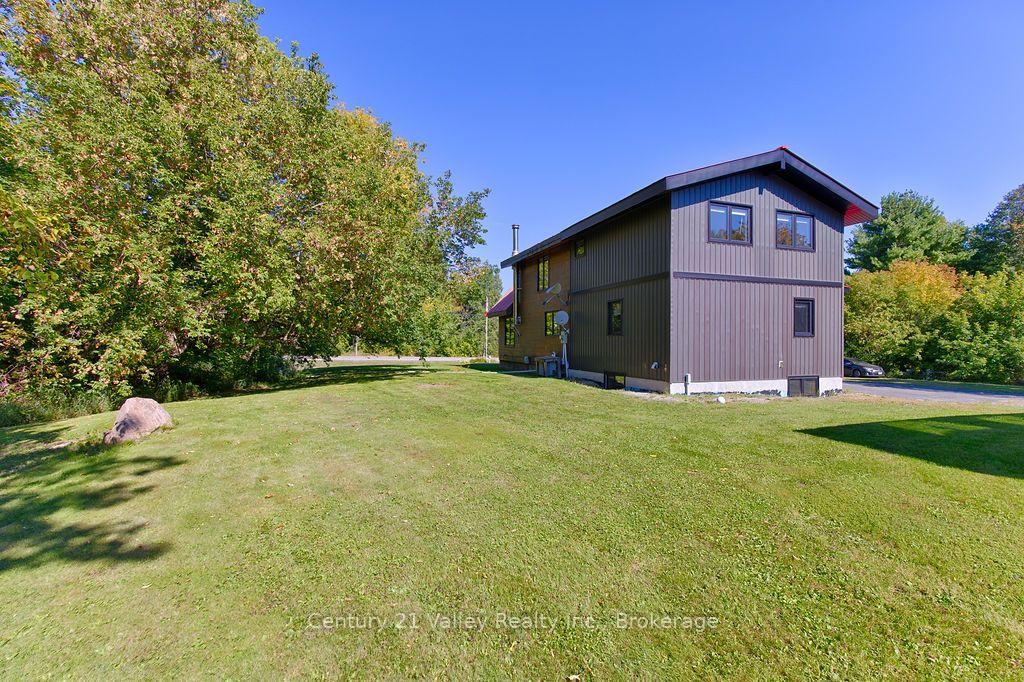 Photo 8 of 7969 60 Highway, Bonnechere Valley, Eganville/Bonnechere Twp — HOMEH