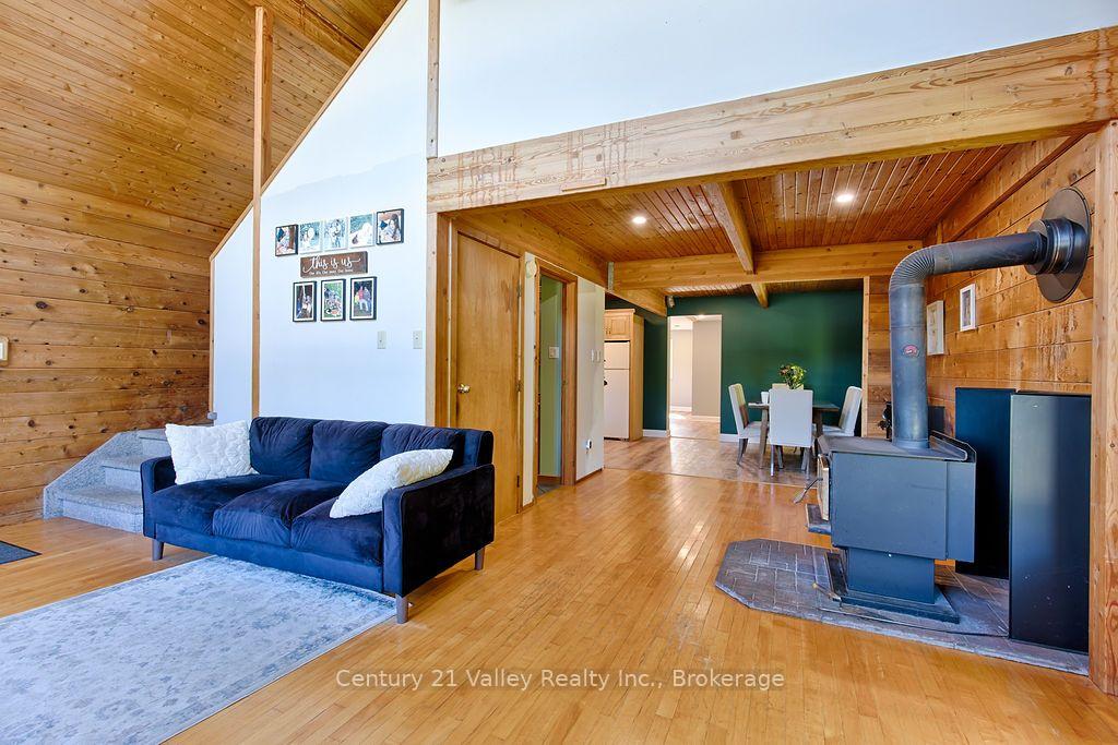 Photo 17 of 7969 60 Highway, Bonnechere Valley, Eganville/Bonnechere Twp — HOMEH