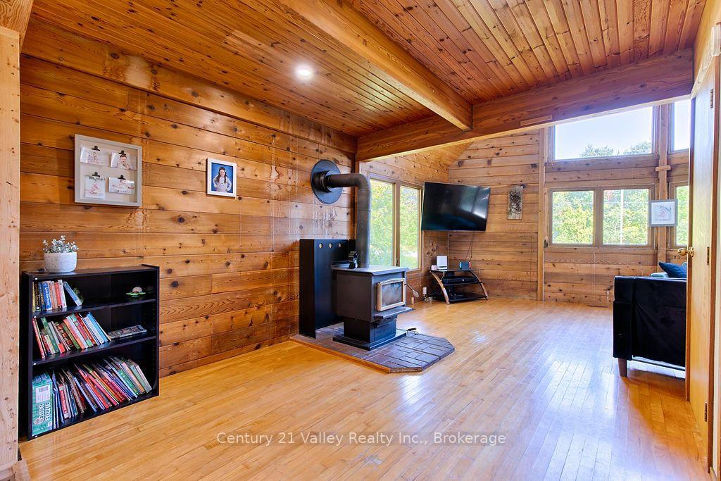 Photo 19 of 7969 60 Highway, Bonnechere Valley, Eganville/Bonnechere Twp — HOMEH