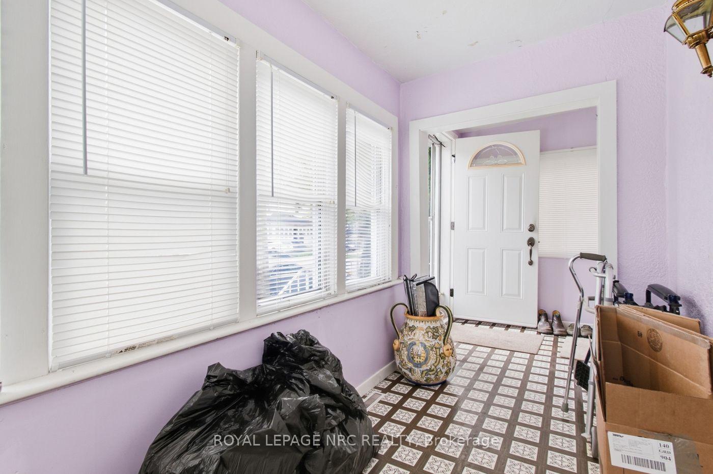 Photo 3 of 24 Fifth Street, Welland, Lincoln/Crowland — HOMEH