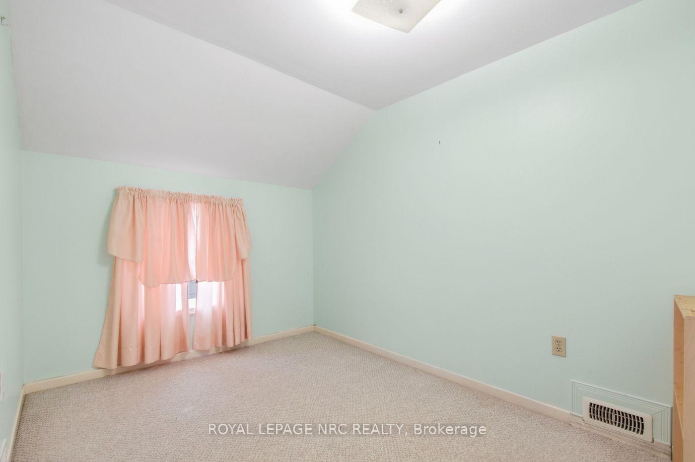 Photo 18 of 24 Fifth Street, Welland, Lincoln/Crowland — HOMEH