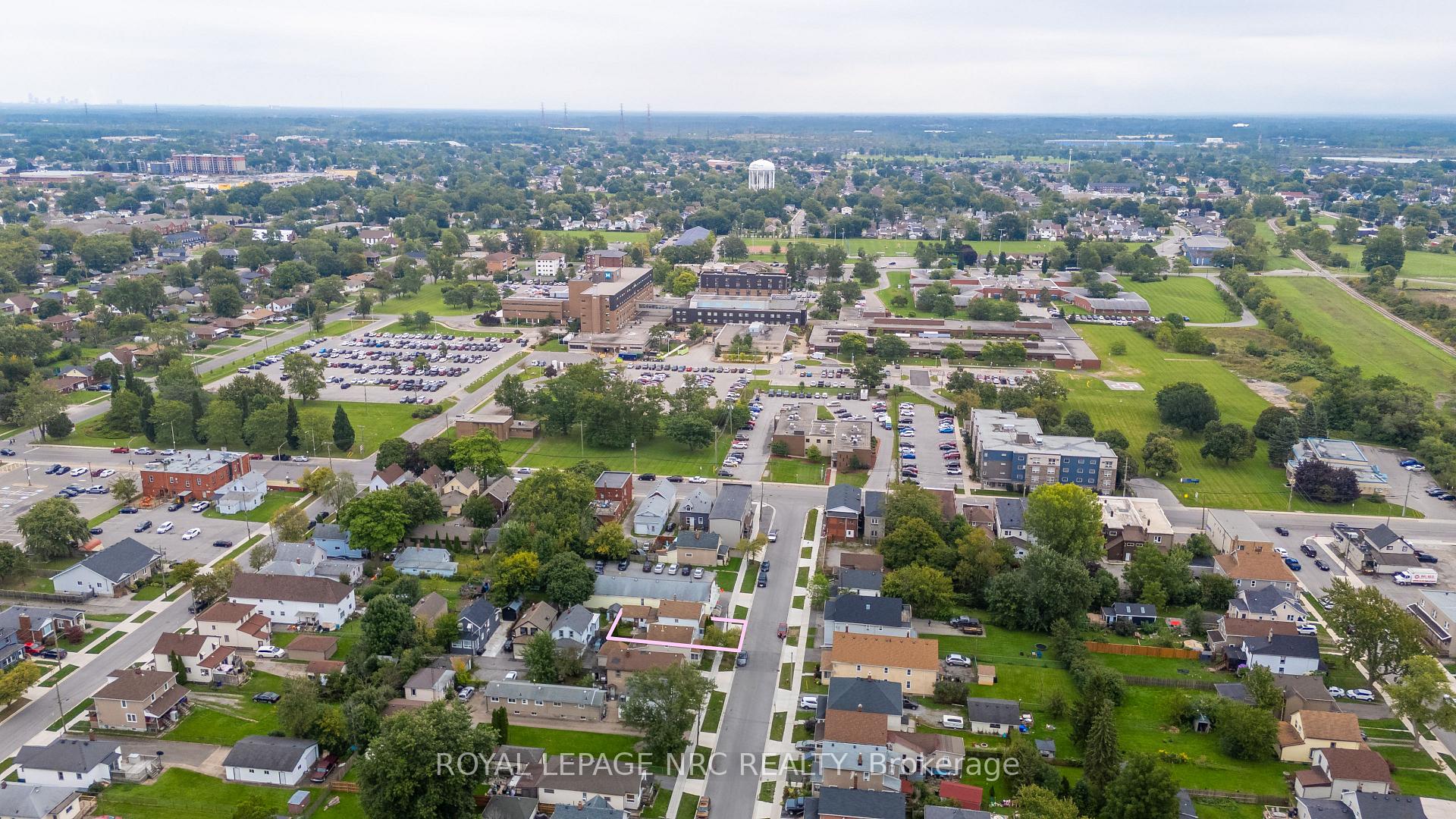 Photo 32 of 24 Fifth Street, Welland, Lincoln/Crowland — HOMEH