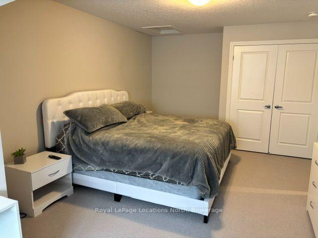 Photo 33 of 8 Spooner Crescent, Collingwood — HOMEH