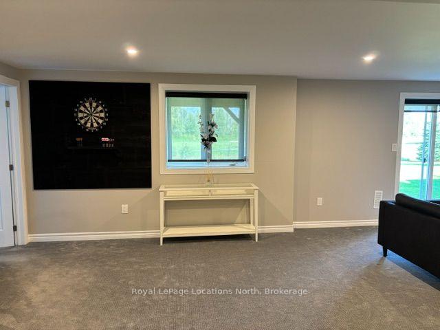 Photo 43 of 8 Spooner Crescent, Collingwood — HOMEH