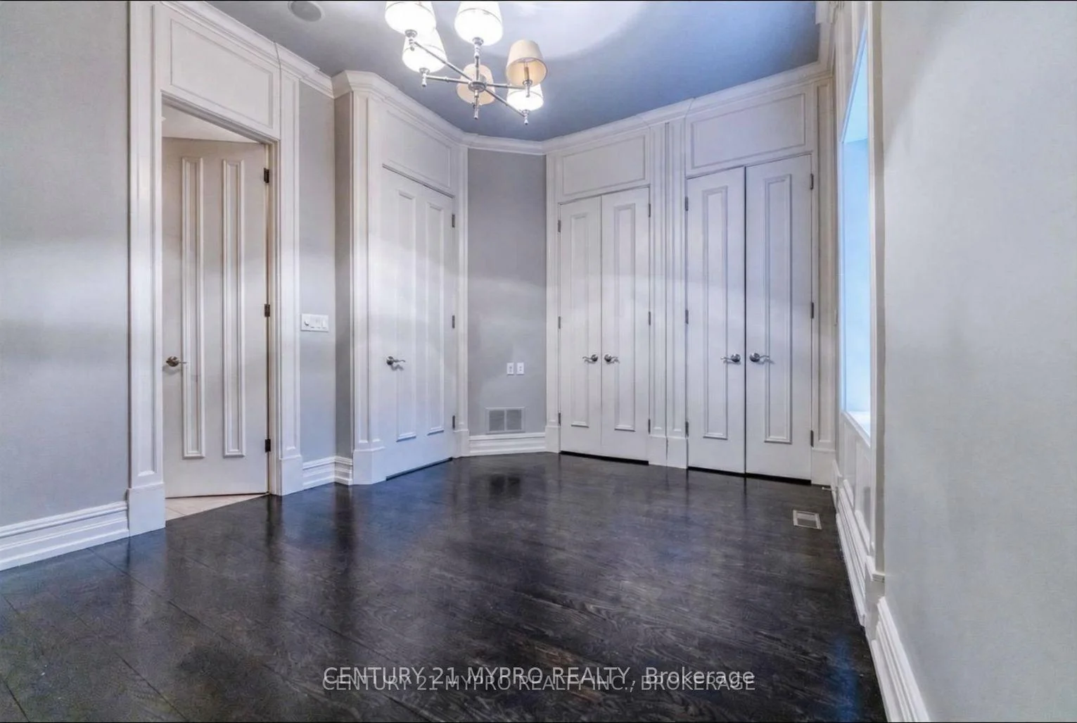 Photo 10 of 280 Spadina Road, Toronto, Casa Loma — HOMEH