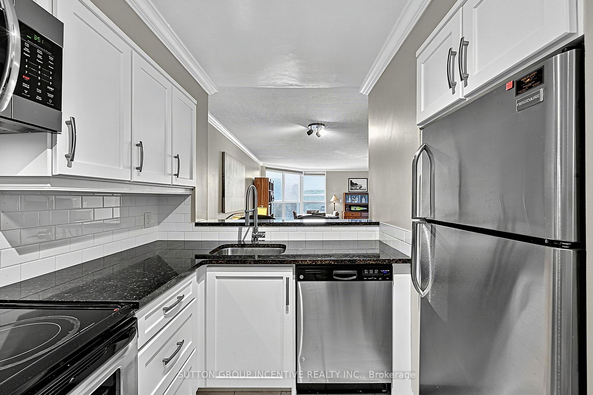 Photo 8 of Unit 304, 140 Dunlop Street E, Barrie, City Centre — HOMEH