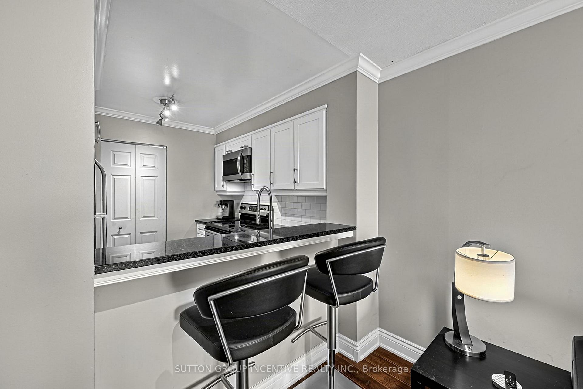 Photo 9 of Unit 304, 140 Dunlop Street E, Barrie, City Centre — HOMEH
