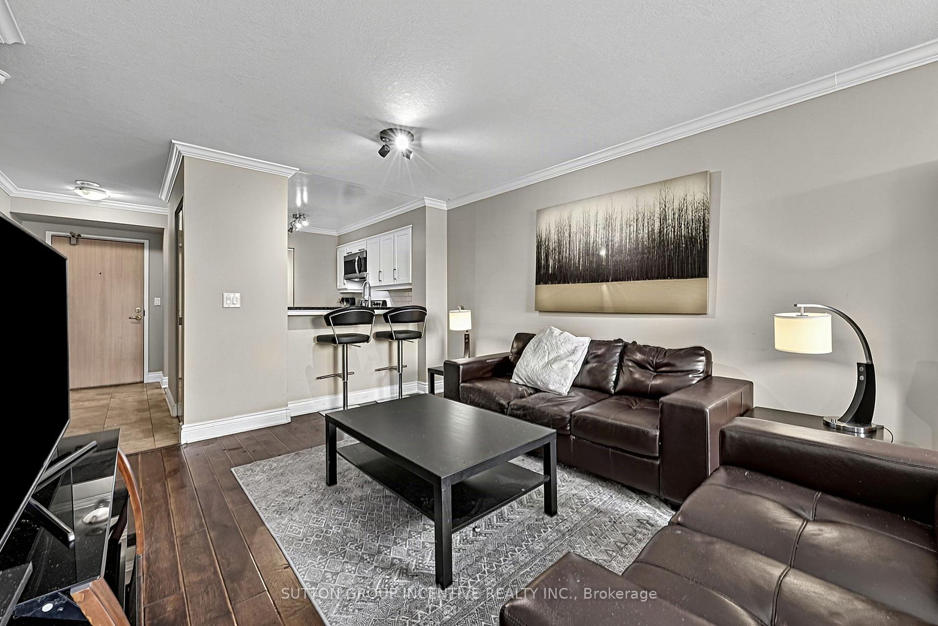 Photo 11 of Unit 304, 140 Dunlop Street E, Barrie, City Centre — HOMEH