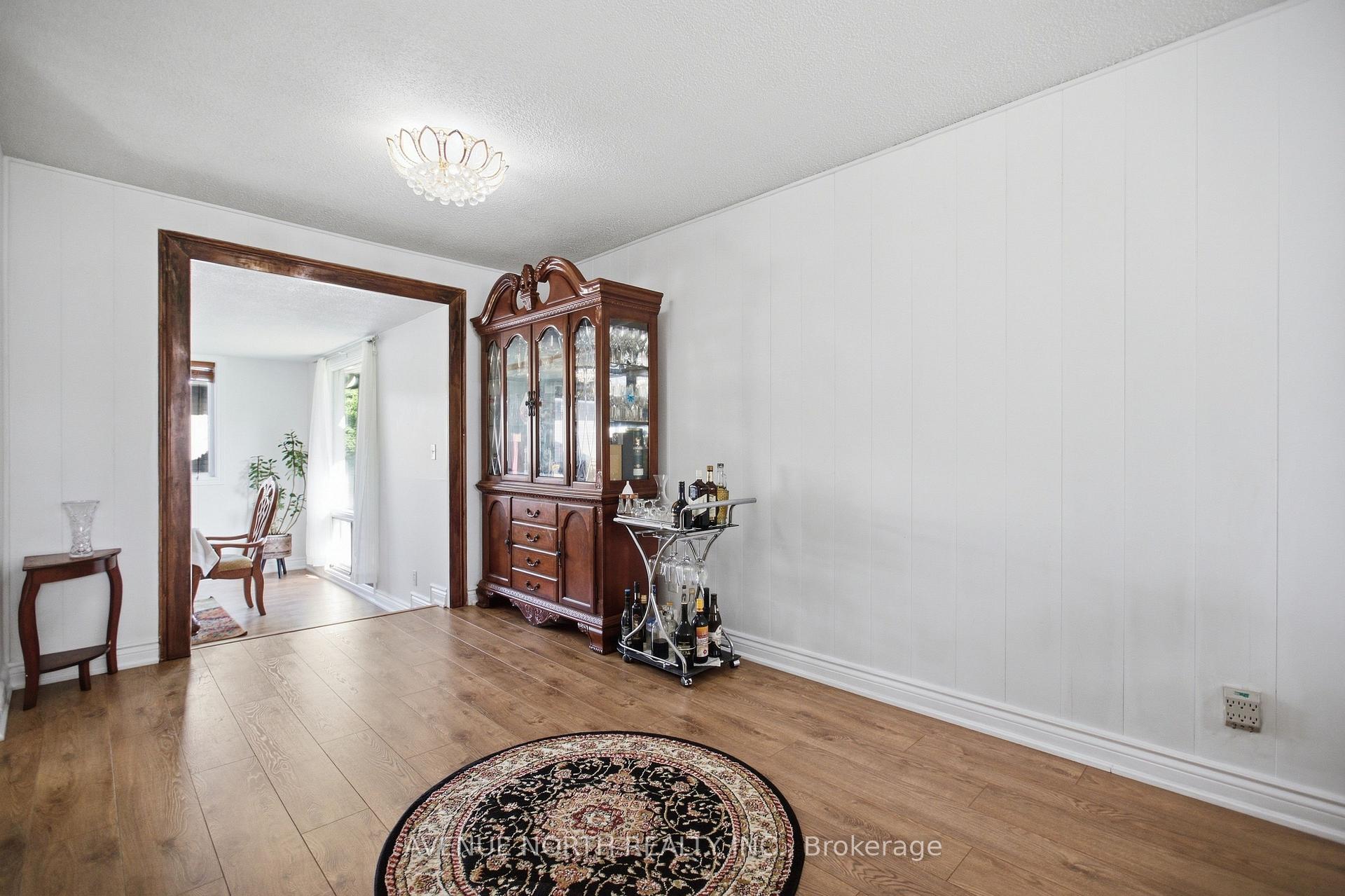 Photo 11 of 2617 Flannery Drive, Ottawa, Mooneys Bay/Riverside Park — HOMEH