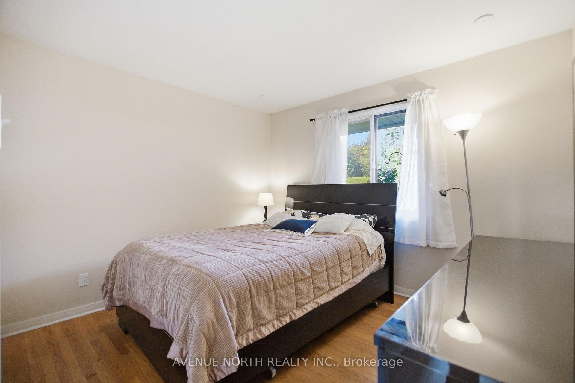 Photo 21 of 2617 Flannery Drive, Ottawa, Mooneys Bay/Riverside Park — HOMEH