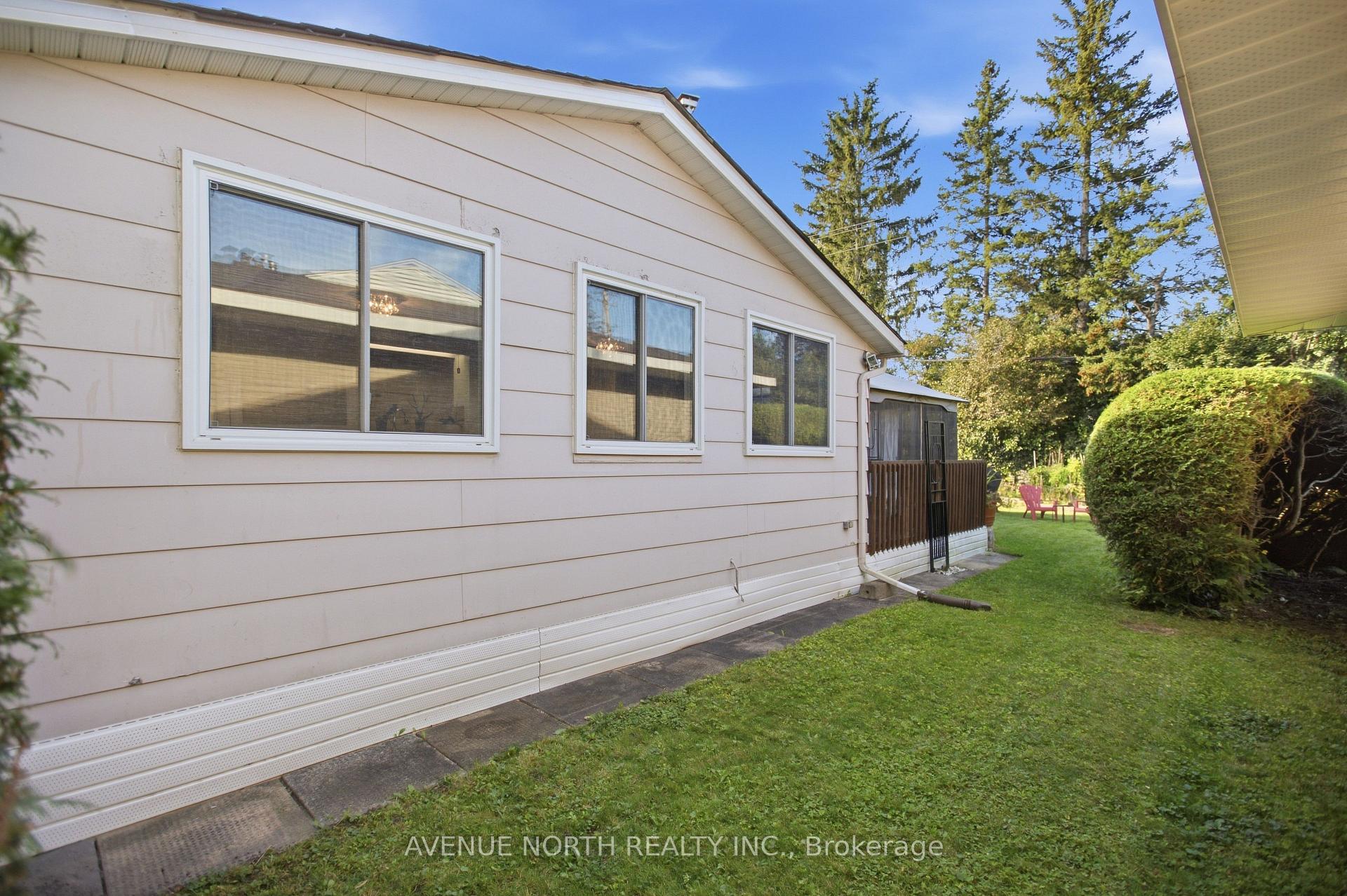 Photo 35 of 2617 Flannery Drive, Ottawa, Mooneys Bay/Riverside Park — HOMEH