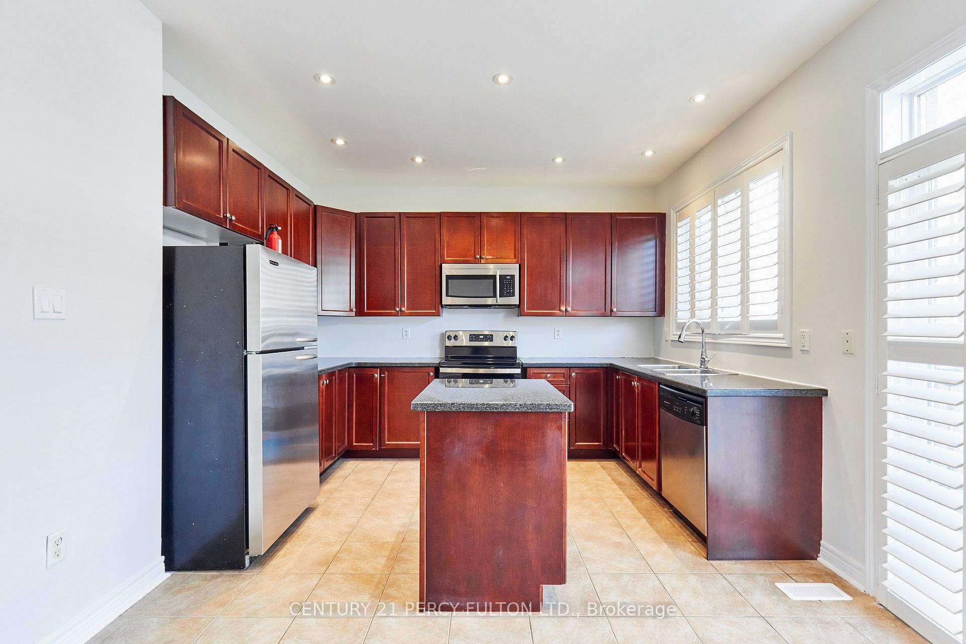 Photo 11 of 40 Tidewater Street, Markham, Wismer — HOMEH