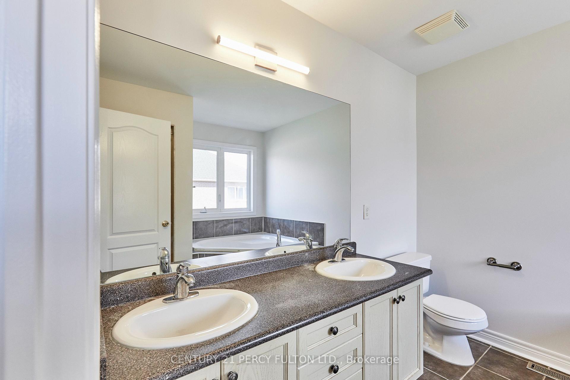 Photo 28 of 40 Tidewater Street, Markham, Wismer — HOMEH