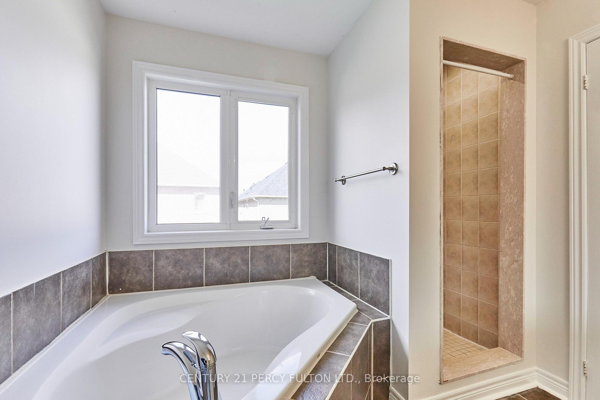 Photo 29 of 40 Tidewater Street, Markham, Wismer — HOMEH