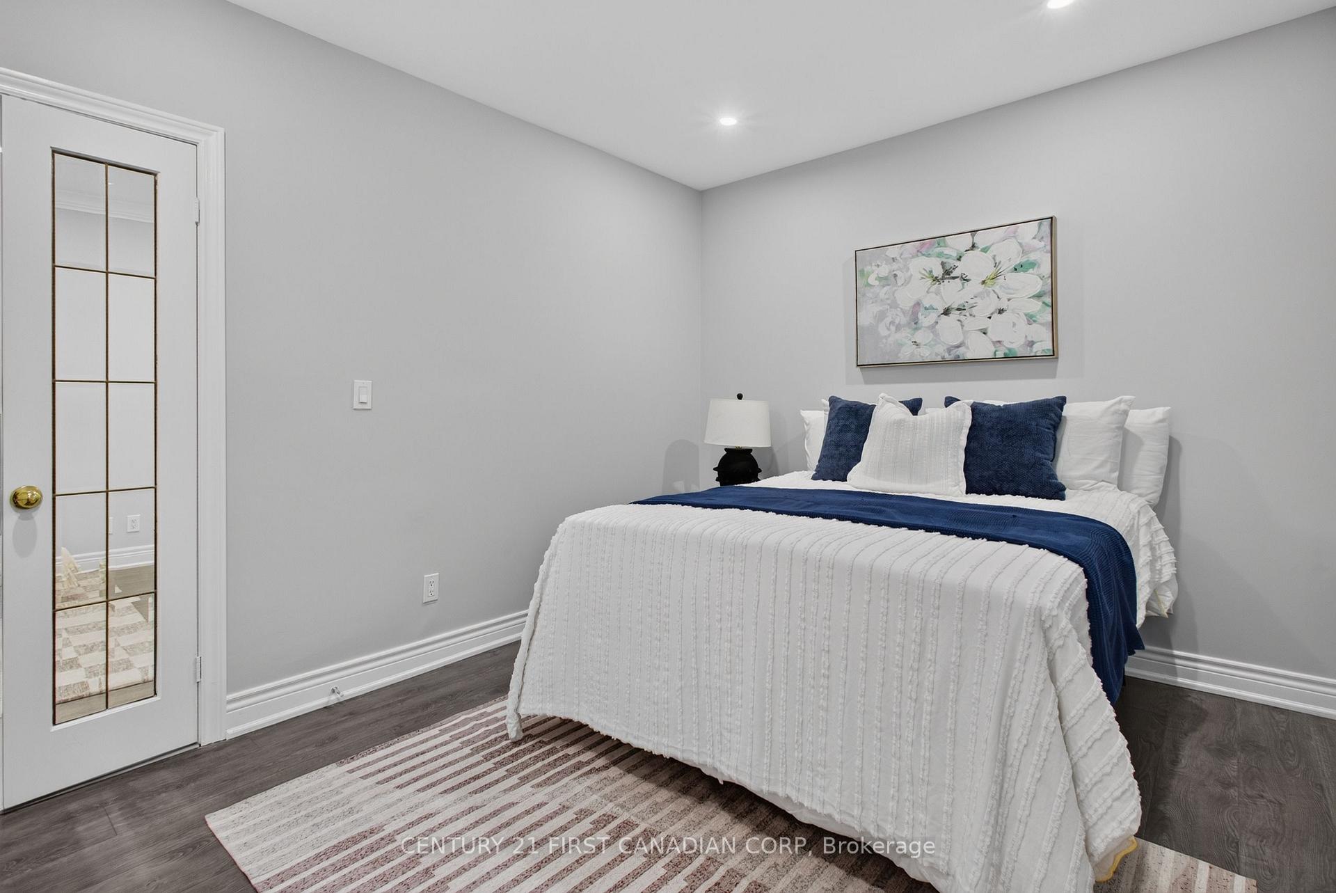 Photo 21 of 384 Wharncliffe Road S, London, South F — HOMEH