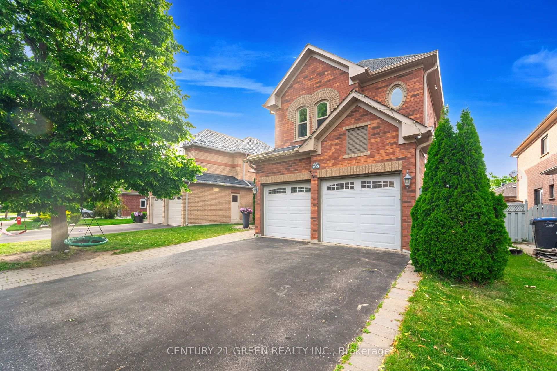 Photo of 193 Royal Valley Drive