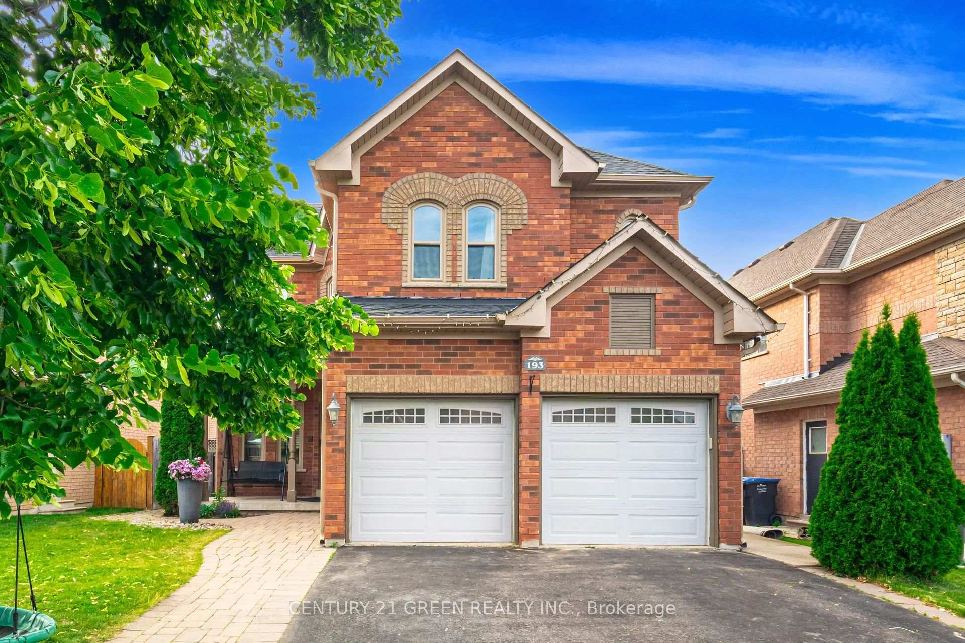 Photo 4 of 193 Royal Valley Drive, Caledon, Rural Caledon — HOMEH