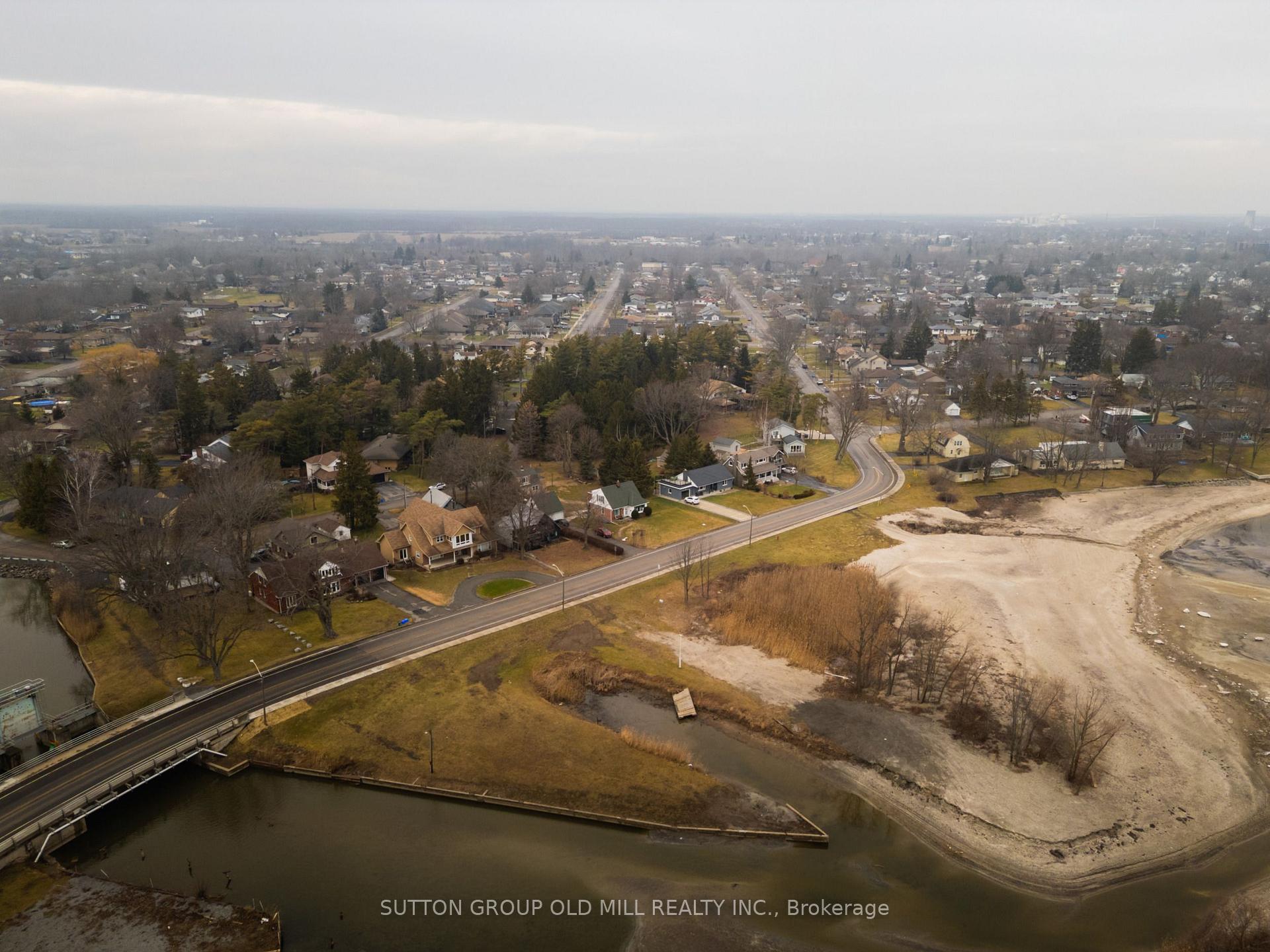Photo 48 of 25 Lakeshore Road W, Port Colborne, Sugarloaf — HOMEH