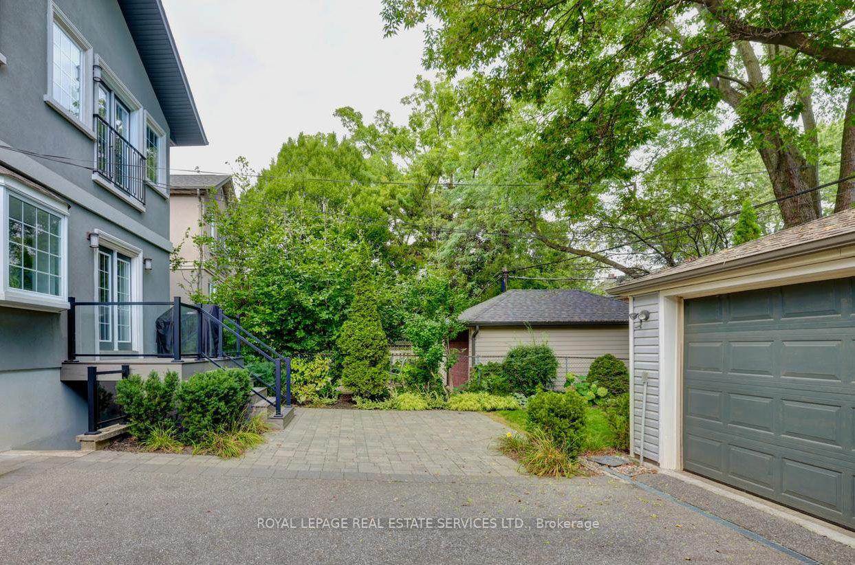 Photo 20 of 63 Eastbourne Crescent, Etobicoke, Mimico — HOMEH